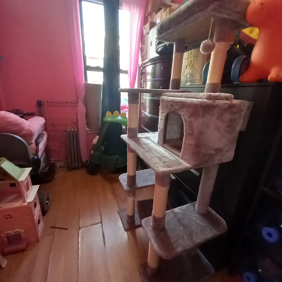 Cat Tree / Cat Tower