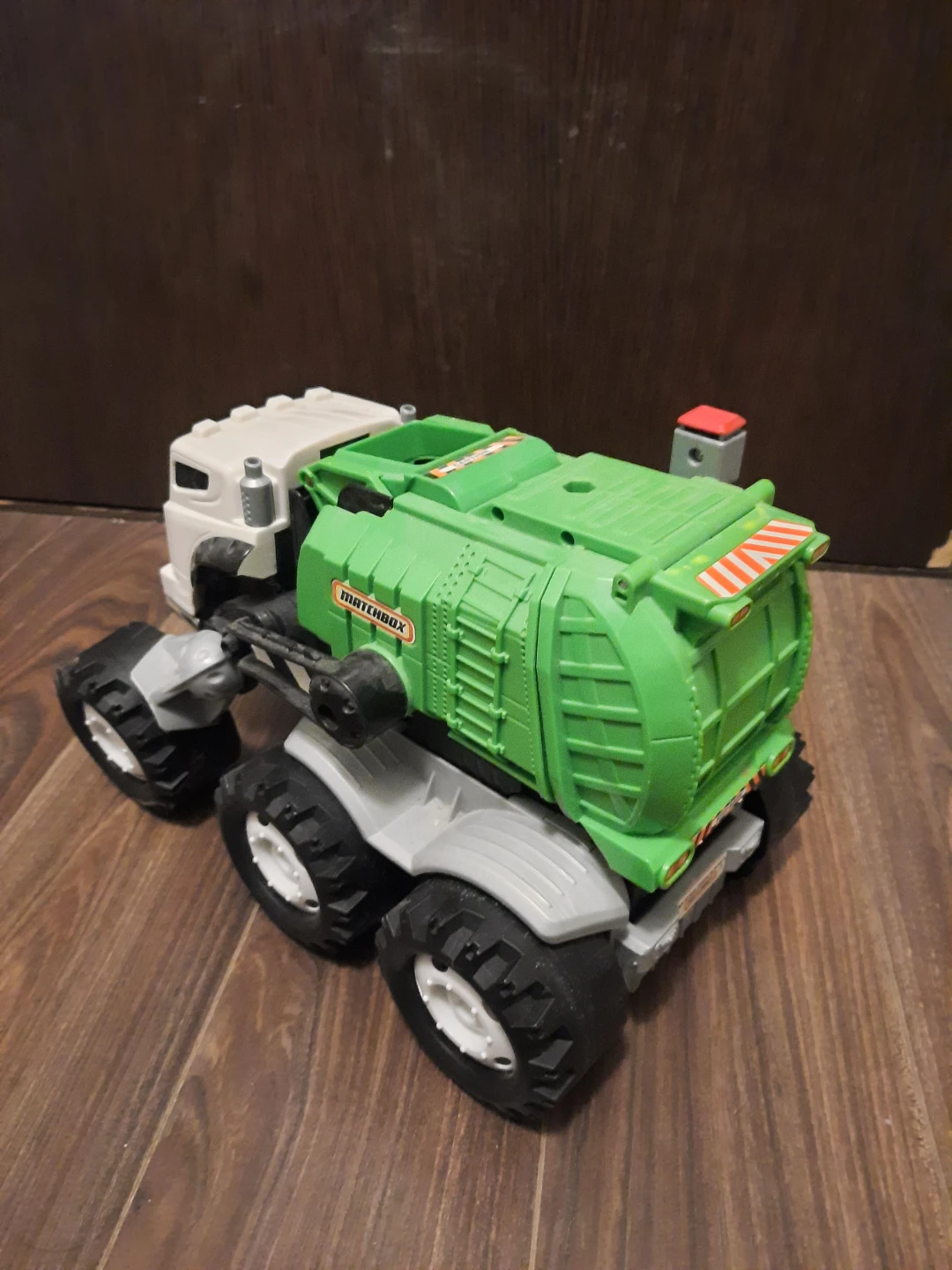 $25 Machabox Garbage Truck Robot - photo 5