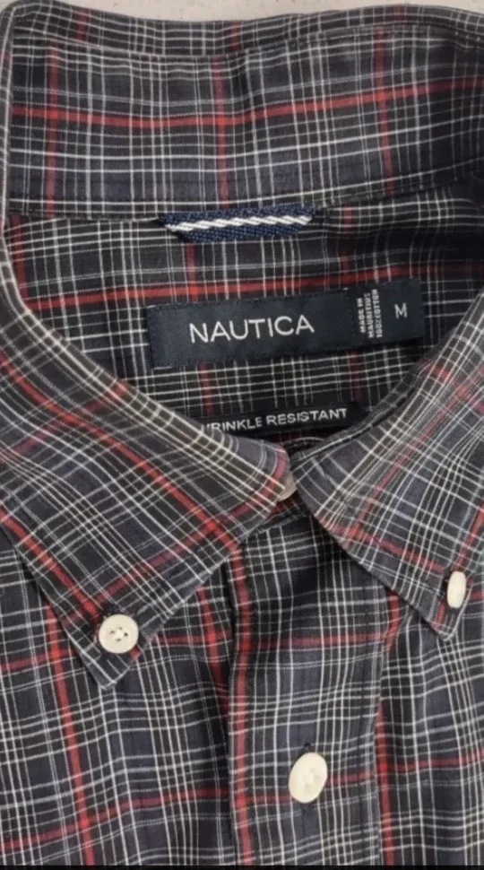 (NEW) Nautica Plaid Button-Down Shirt