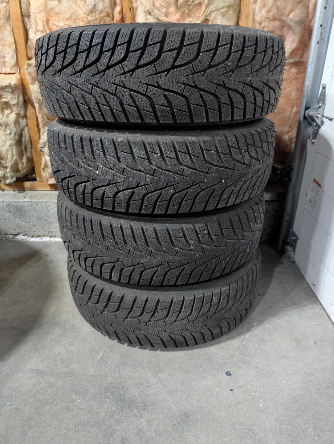 (4)-185/65R15 Winter Tires On Rims 4x100 Off 2020 Toyota Yaris image indicator(7)