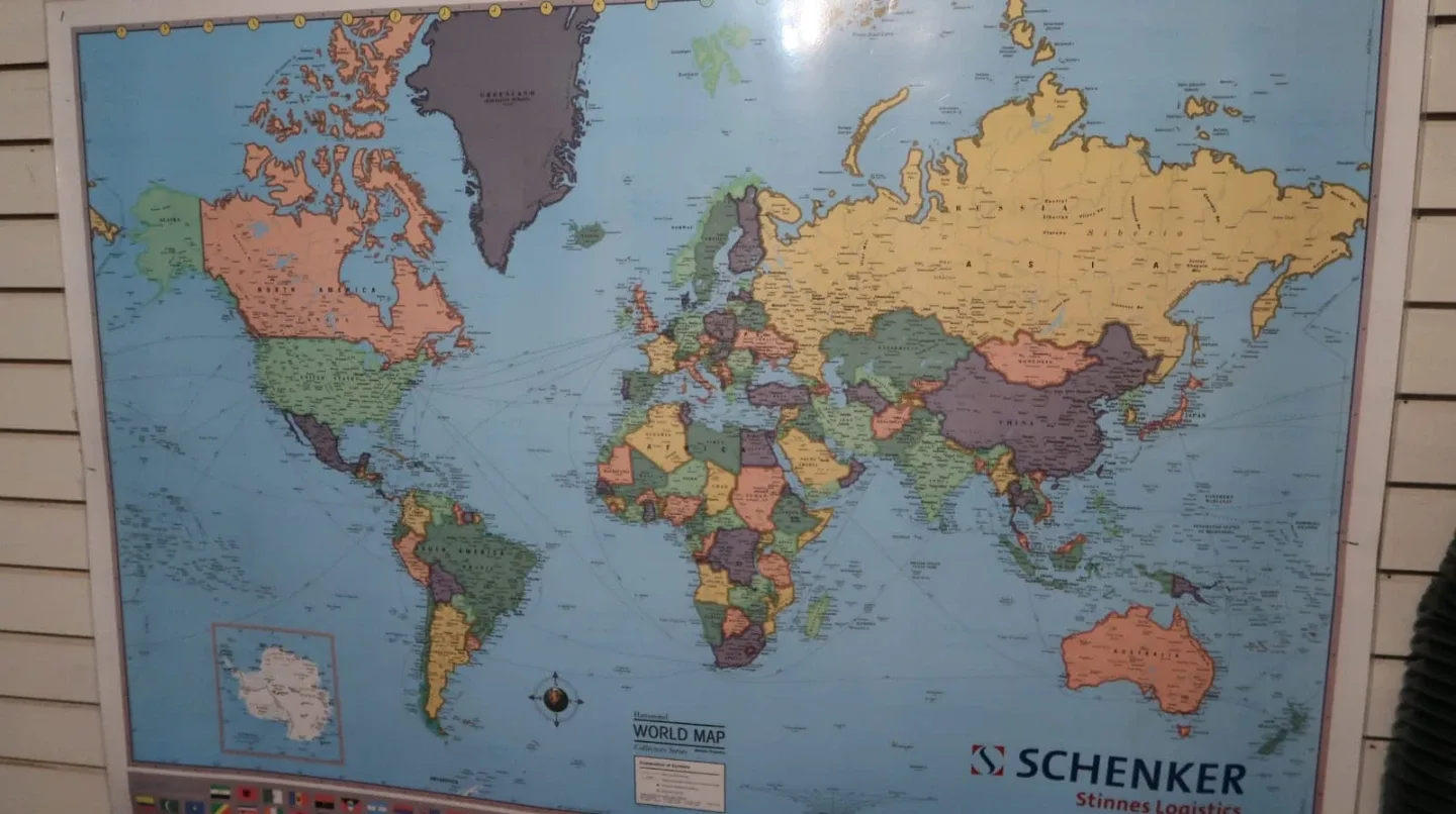 Laminated large world map, 48" x 38" image indicator(3)