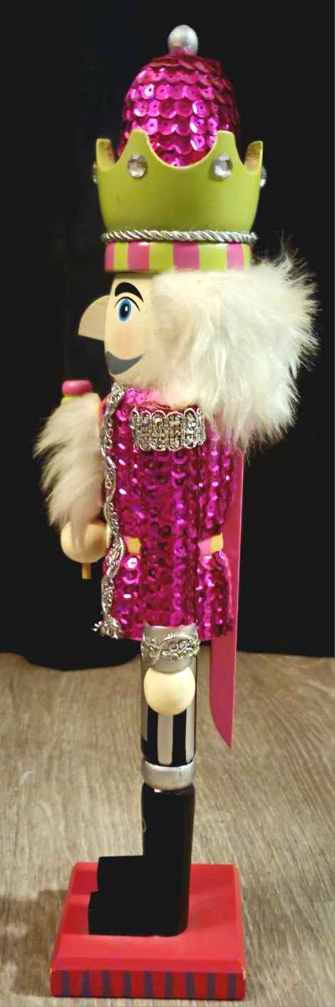 Pink Nutcracker - photo 4