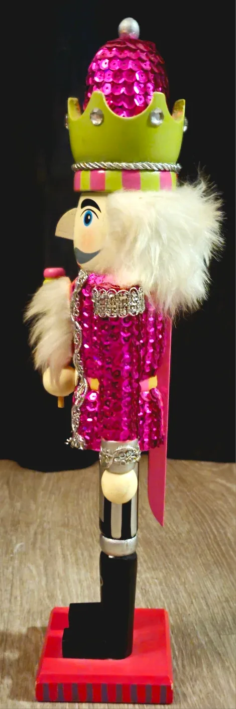 Pink Nutcracker image indicator(4)