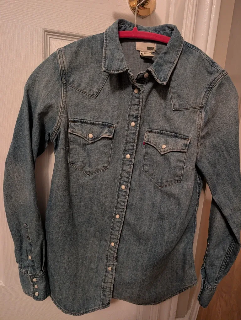 Levi's Denim Western Shirt - Size Small