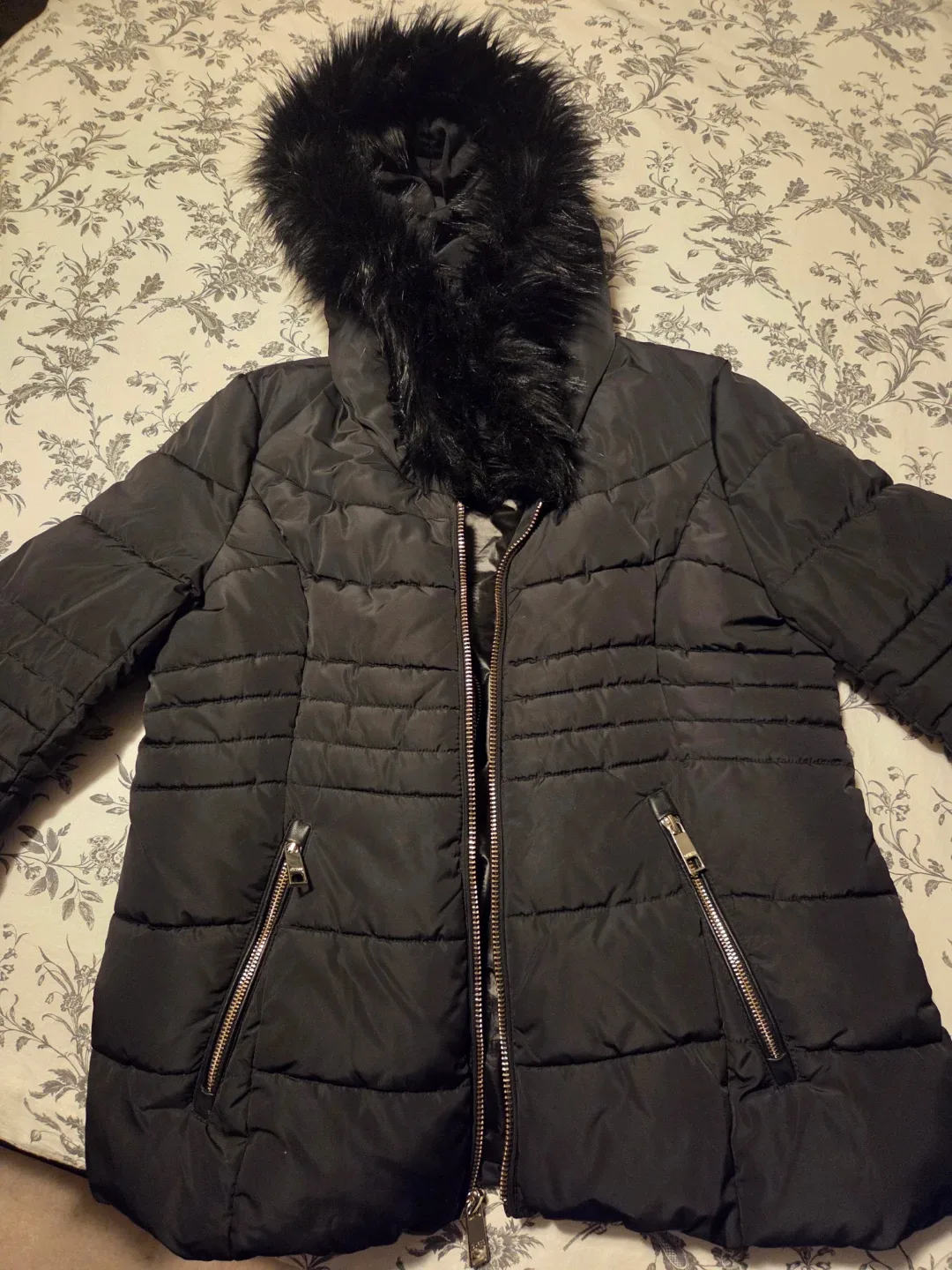 Guess Black Puffer Jacket with Faux Fur Hood
