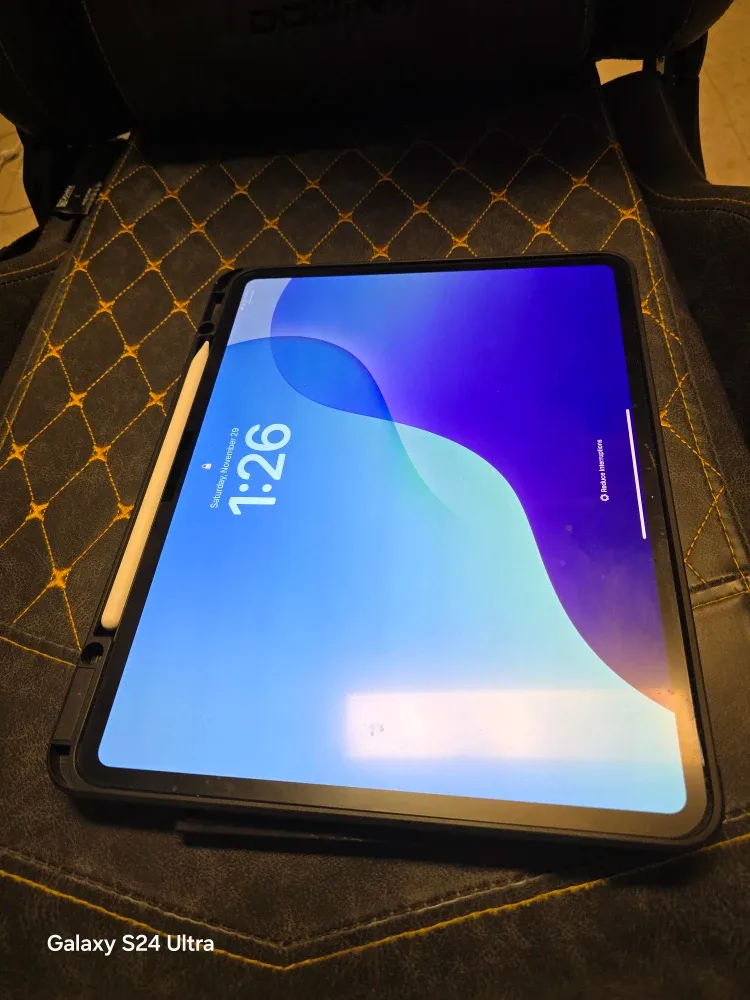iPad 13 Pro 256gb with Apple Pencil