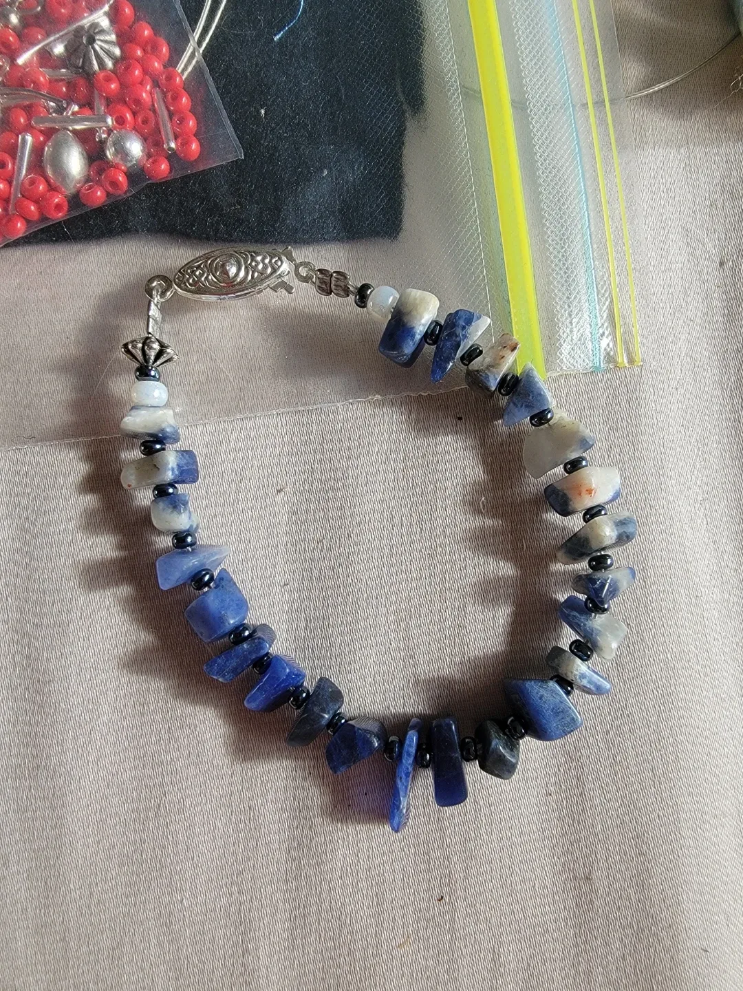 $3 for all - Beading Supplies Lot - Beads, Wire, Felt image indicator(2)