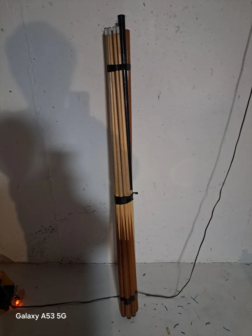 Bundle of Wooden Billiard/Pool Cues