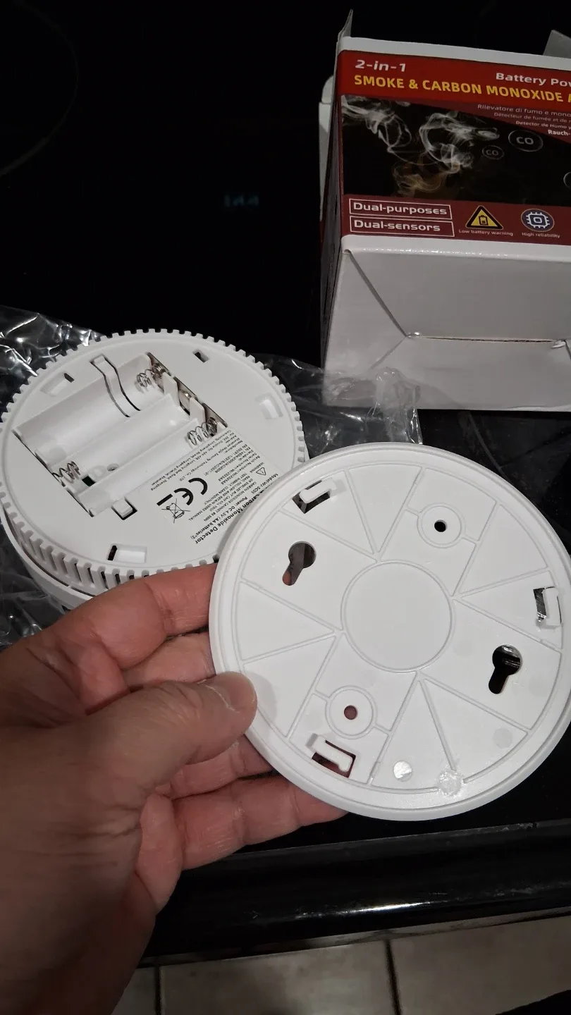 NEW, Smoke & Carbon Monoxide Detector Alarm LCD Display, 2025 image indicator(7)