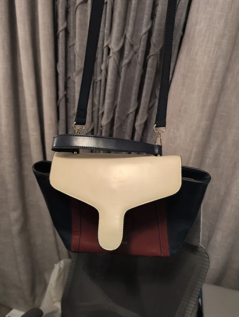 Allen Solly Colour Block Handbag image indicator(5)