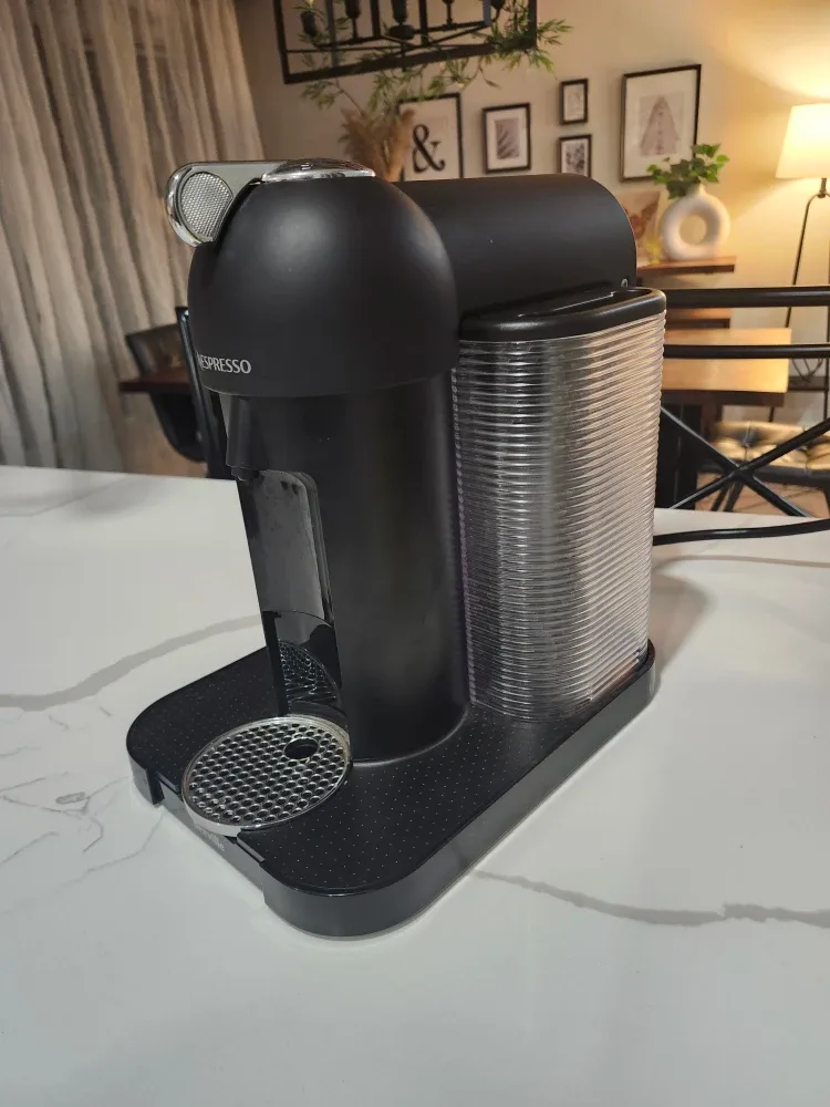 Nespresso Vertuo Next Coffee Machine by Breville image indicator(2)