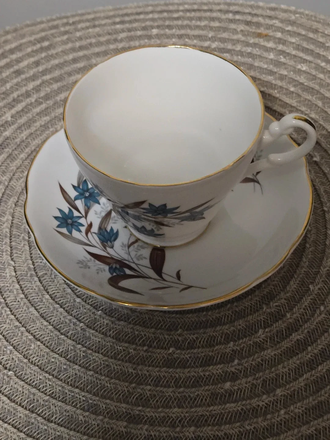 Royal Ascot Bone China Teacup and Saucer image indicator(2)