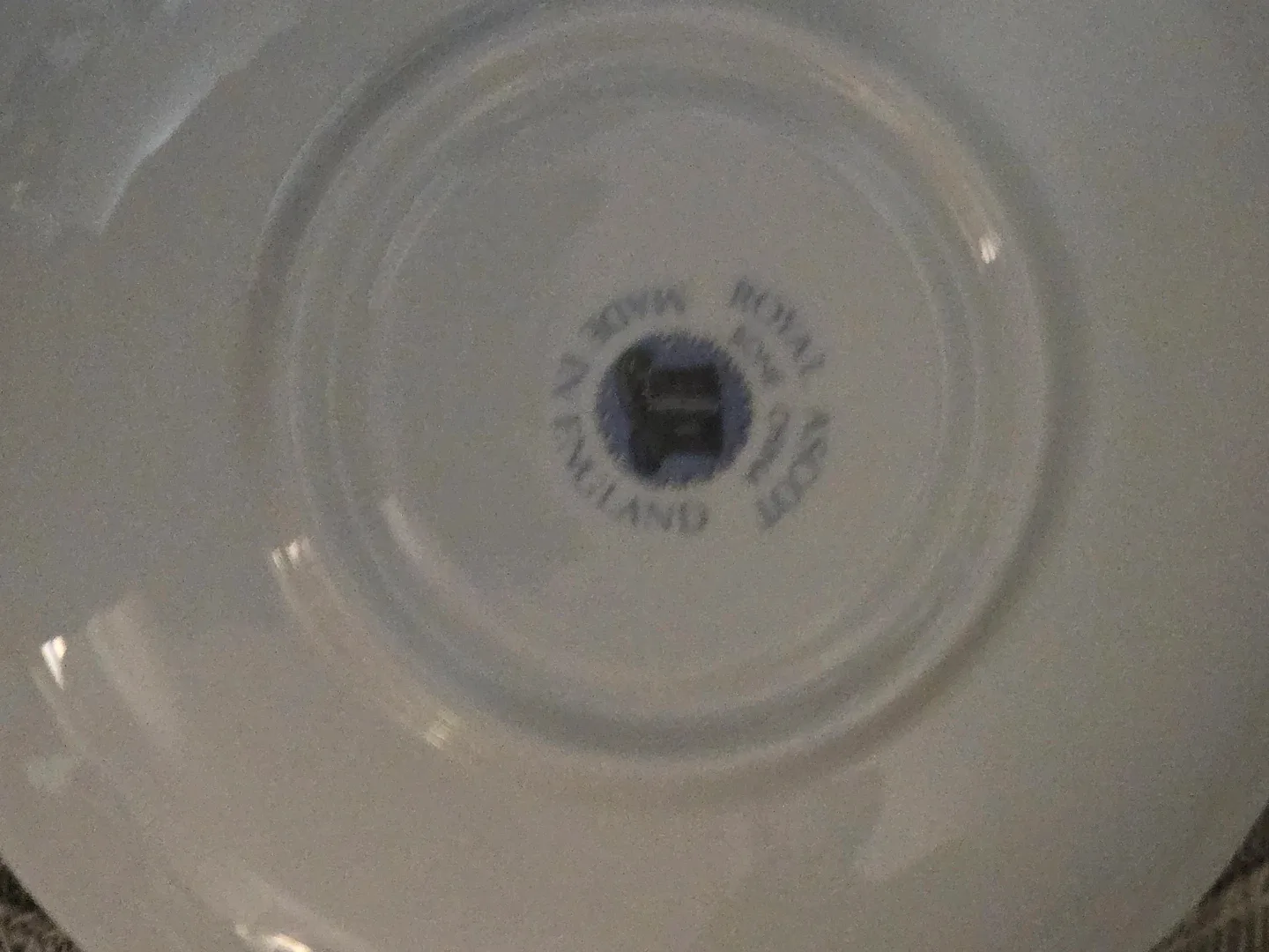 Royal Ascot Bone China Teacup and Saucer image indicator(6)