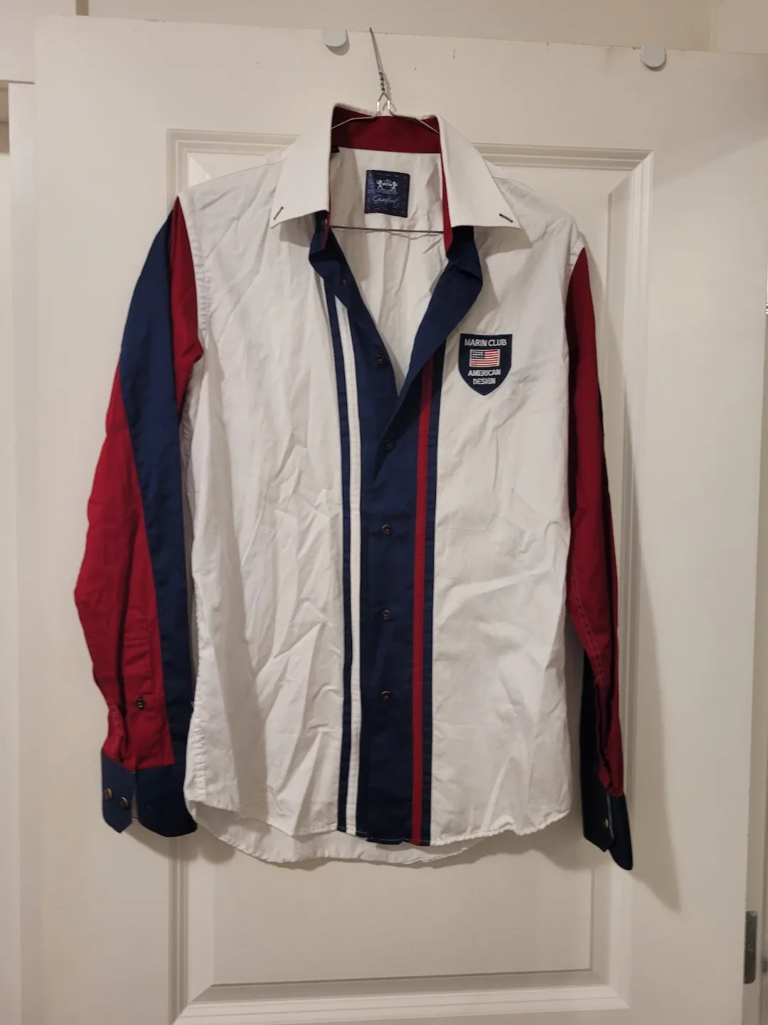 Men's Dress Shirts - Sizes S, M, L image indicator(4)