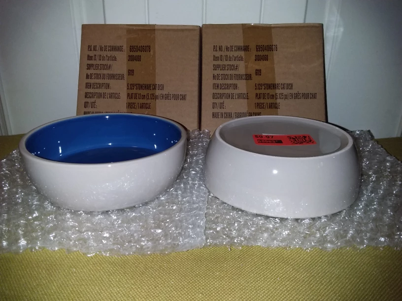 🐈 🆕 5 1/2" Stoneware Cat Dish 🚨 Retails $9.97+Tx 🐱 - photo 2