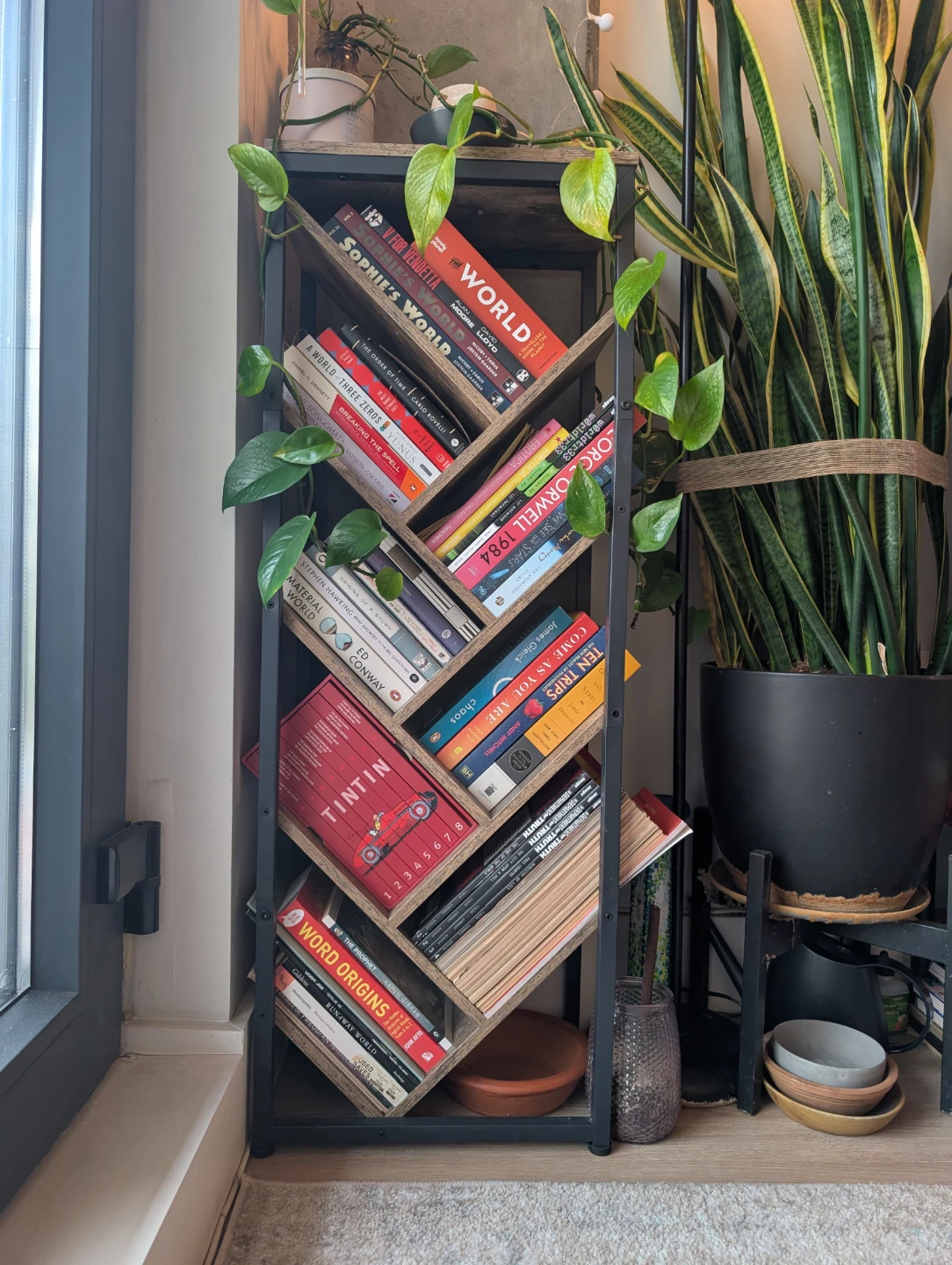 Bookshelf with Chevron Design - 9 tier 🥕 - photo 2