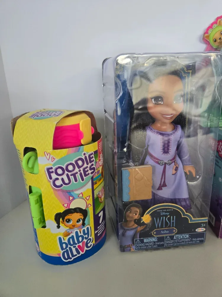 6 misc girls toy lot brand new image indicator(3)