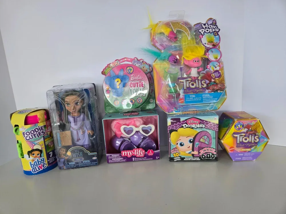 6 misc girls toy lot brand new image indicator(4)