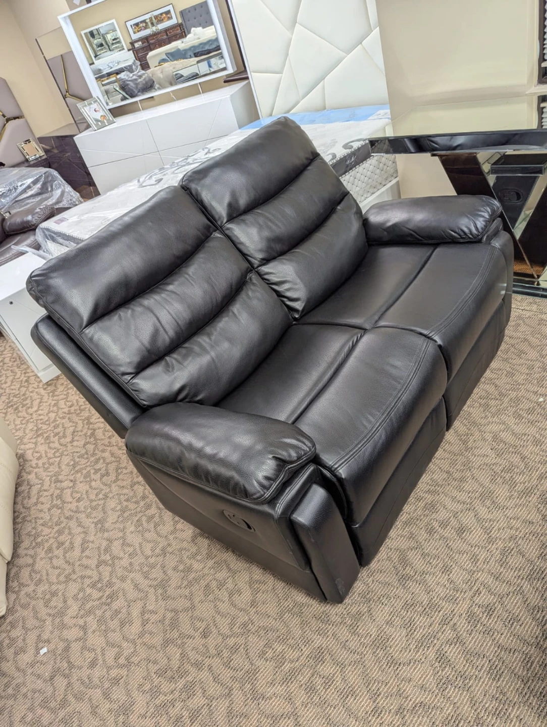 Black Leather Recliner Loveseat( manual)