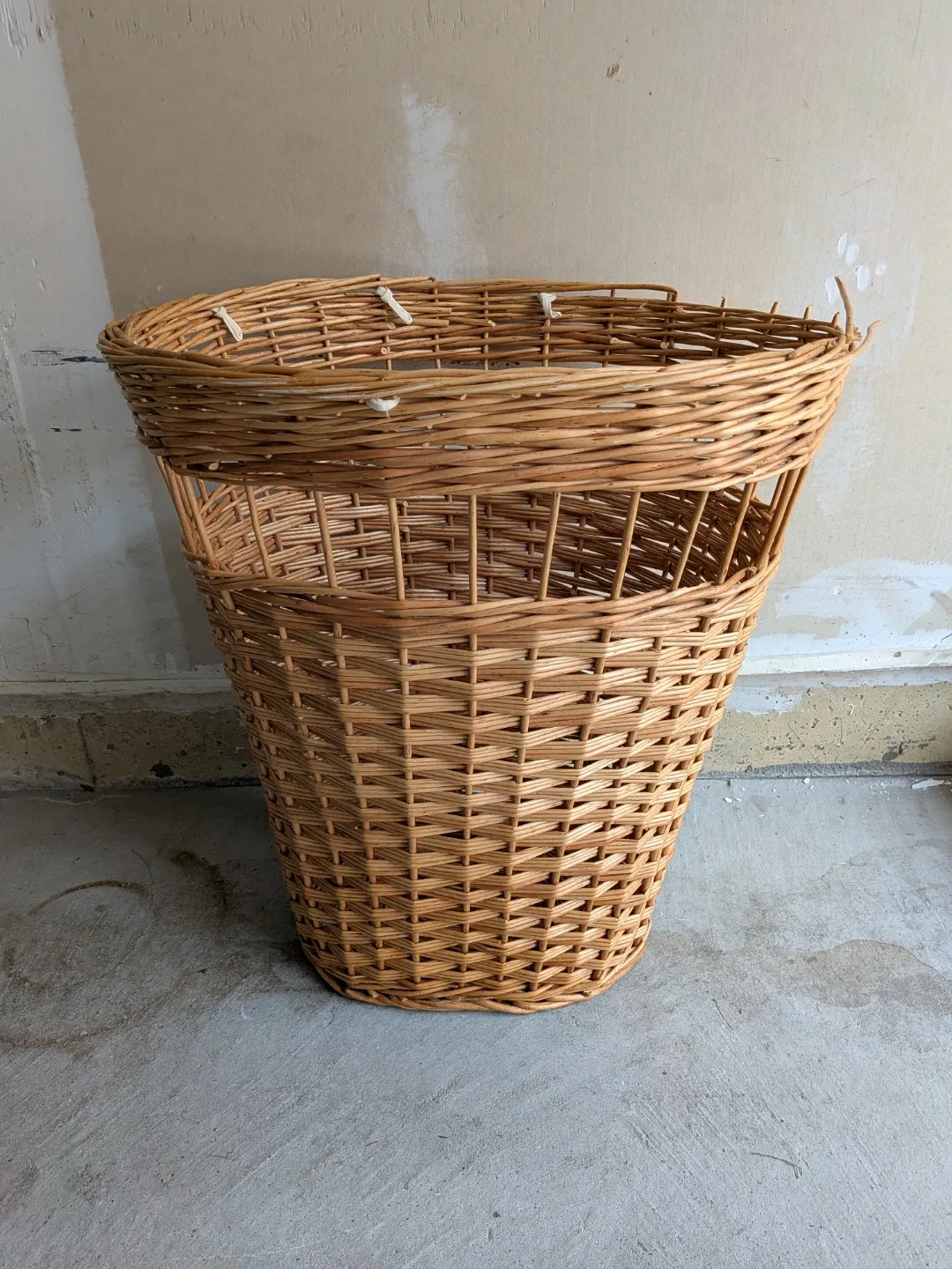 IKEA Wicker Laundry Basket thumbnail