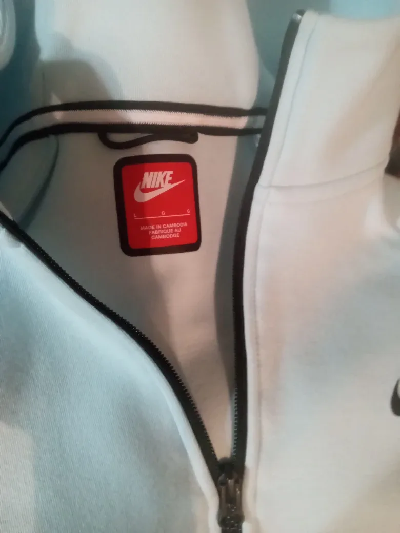 Nike Tech Fleece Hoodie - Size L