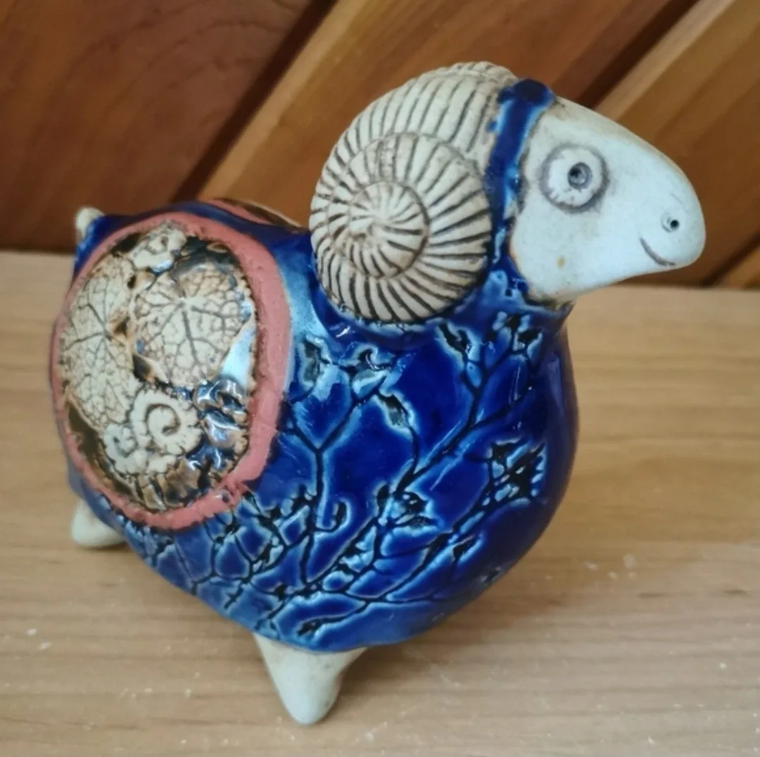 Handcrafted Pottery Ram image indicator(4)