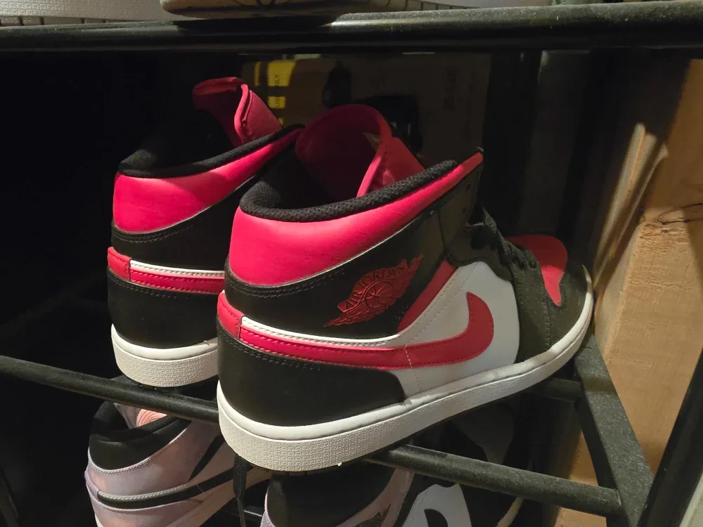 Assorted Air Jordan Sneakers image indicator(8)