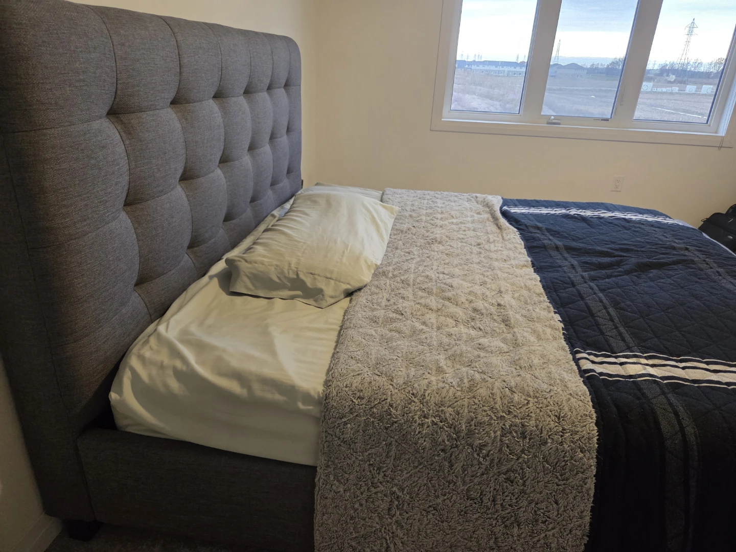 Grey King size Bed Frame - photo 3