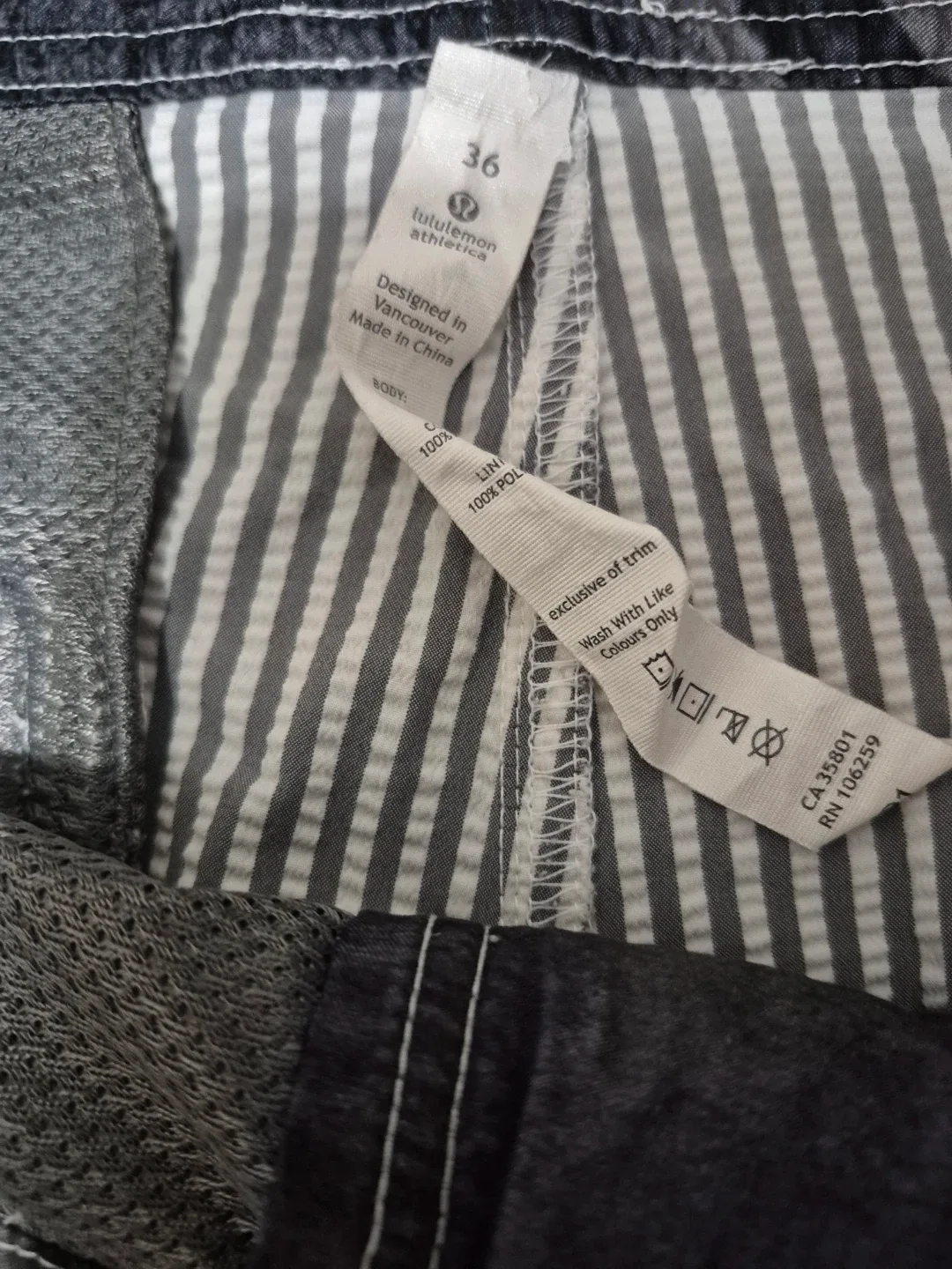 Lululemon Striped Shorts Size 36 image indicator(5)