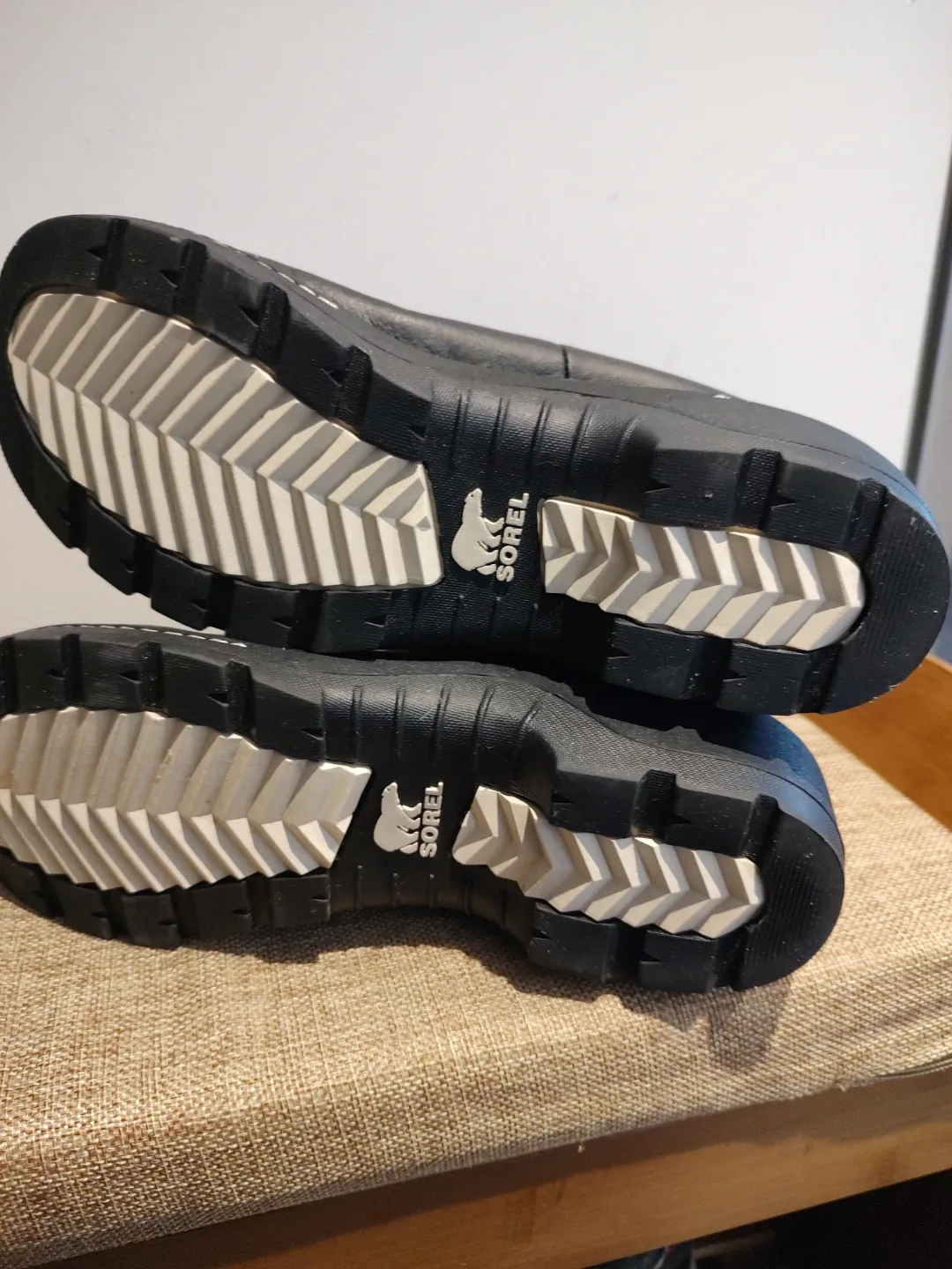 Sorel Winter Boots, Black, New, Size 8 image indicator(2)