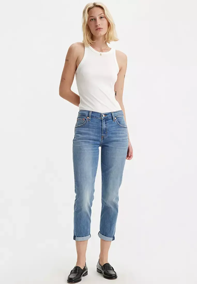 Levi's Mid Rise Boyfriend Jeans image indicator(2)