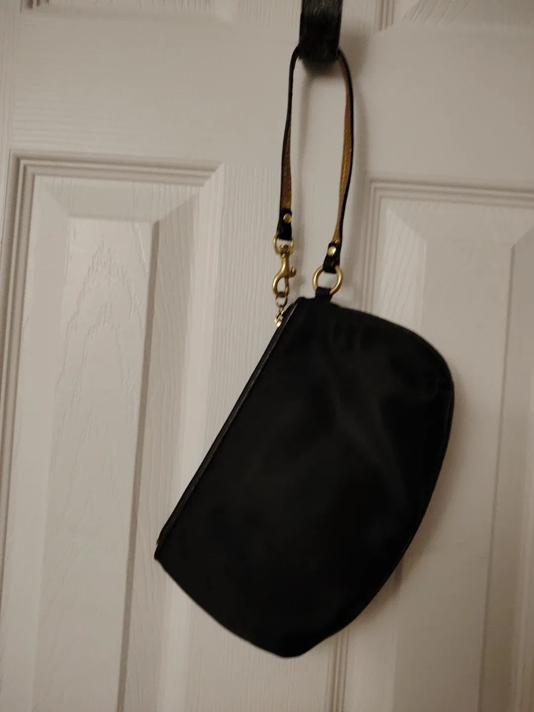 Vintage Coach Black Clutch Purse image indicator(4)