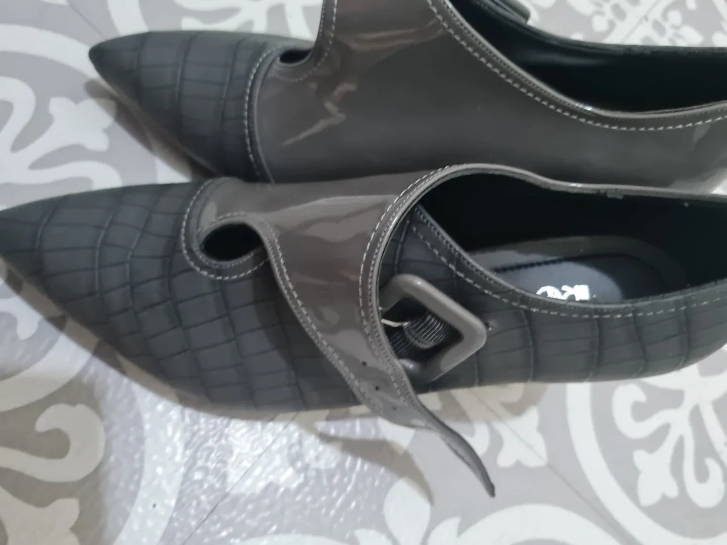 Rovigo Grey Heels - Size 39 image indicator(4)