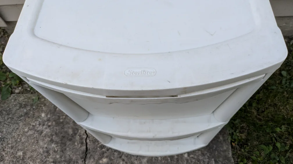 Sterilite 2-Drawer White Storage System image indicator(4)