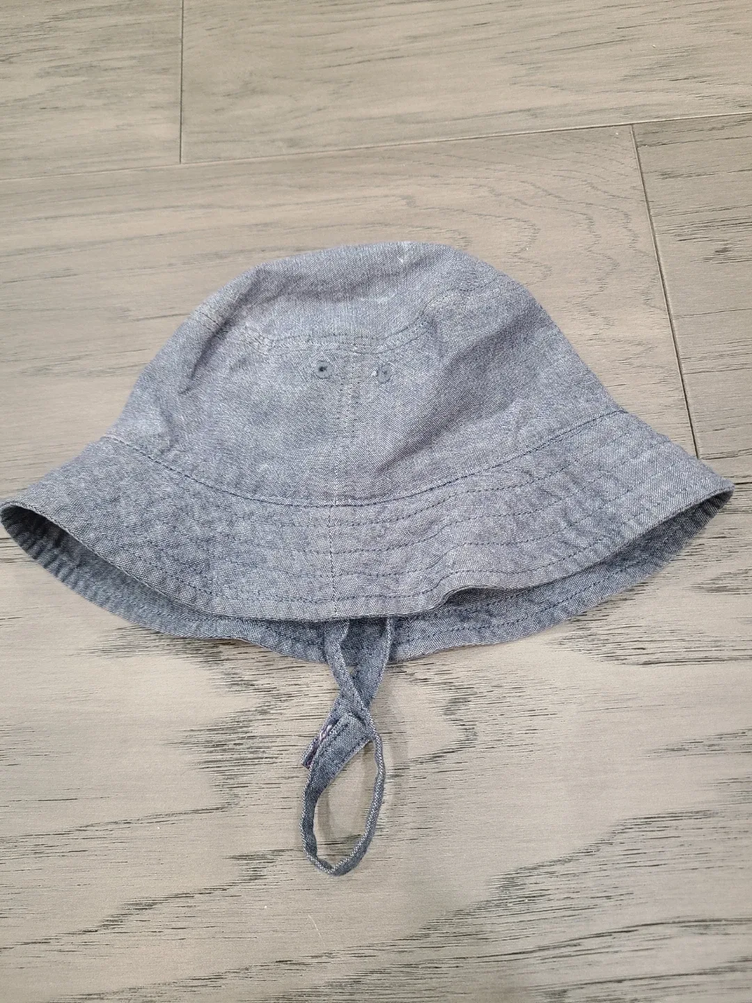 Chambray Old Navy Baby Bucket Hat - Size 6-12 Months, 🥕 thumbnail