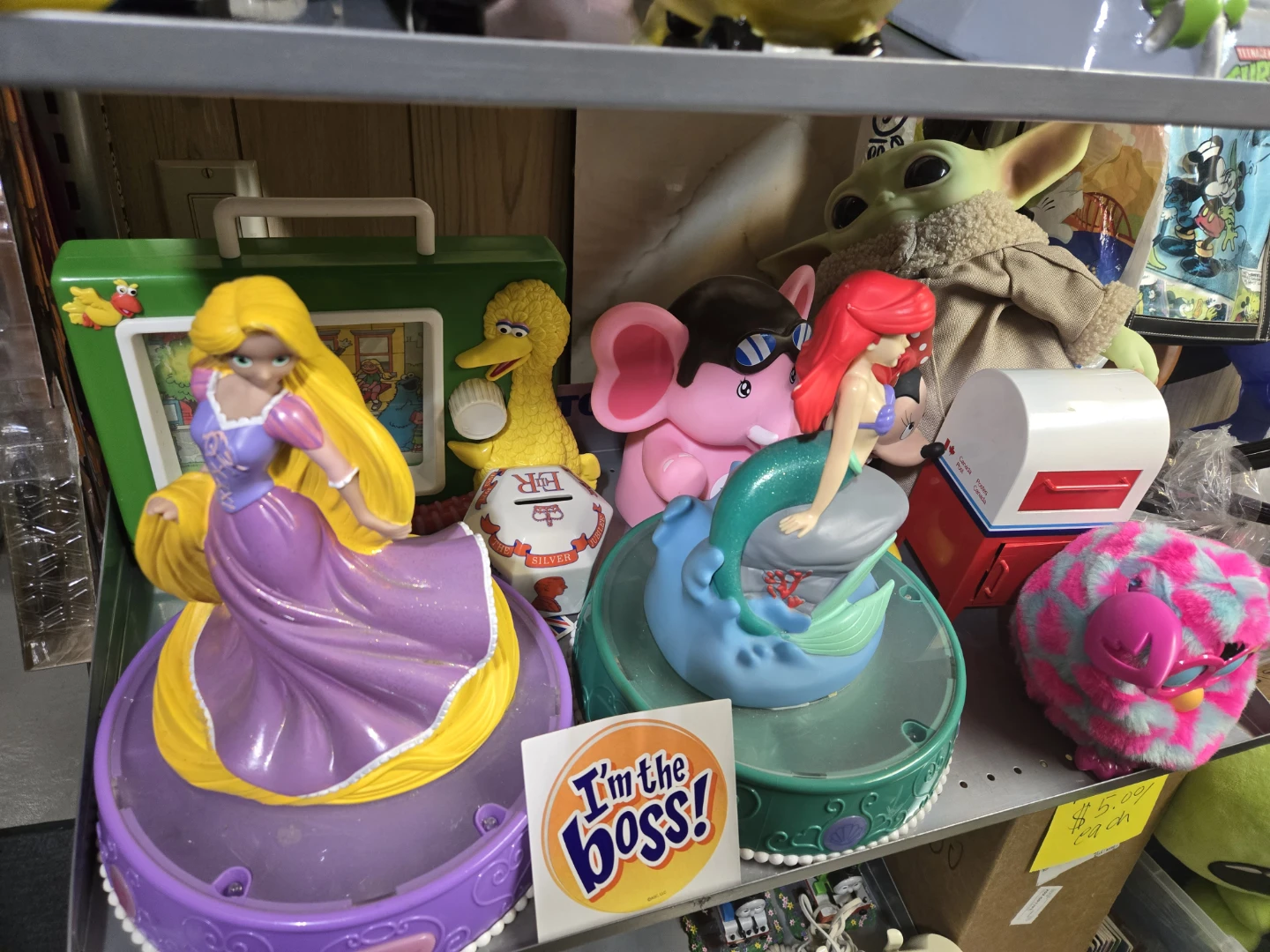 Assorted Decorative Figurines & Coin Banks - photo 3