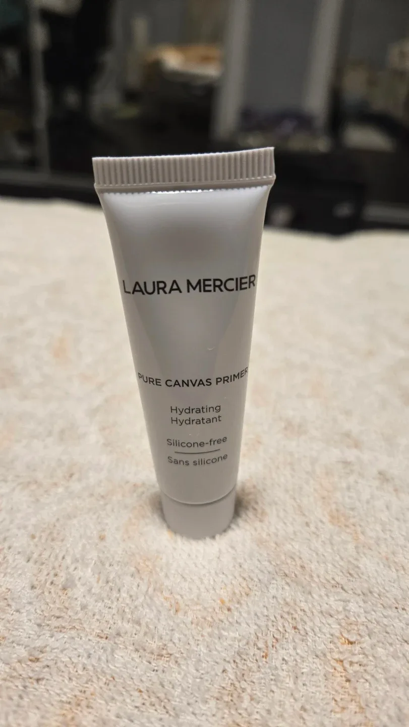Laura Mercier Pure Canvas Hydrating Primer - 10mL image indicator(3)
