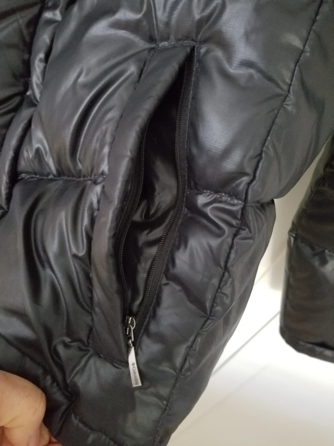 Columbia Women's Puffer Jacket - Size M - photo 5