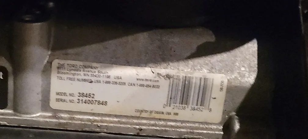 Toro 38452 Snow Blower image indicator(2)