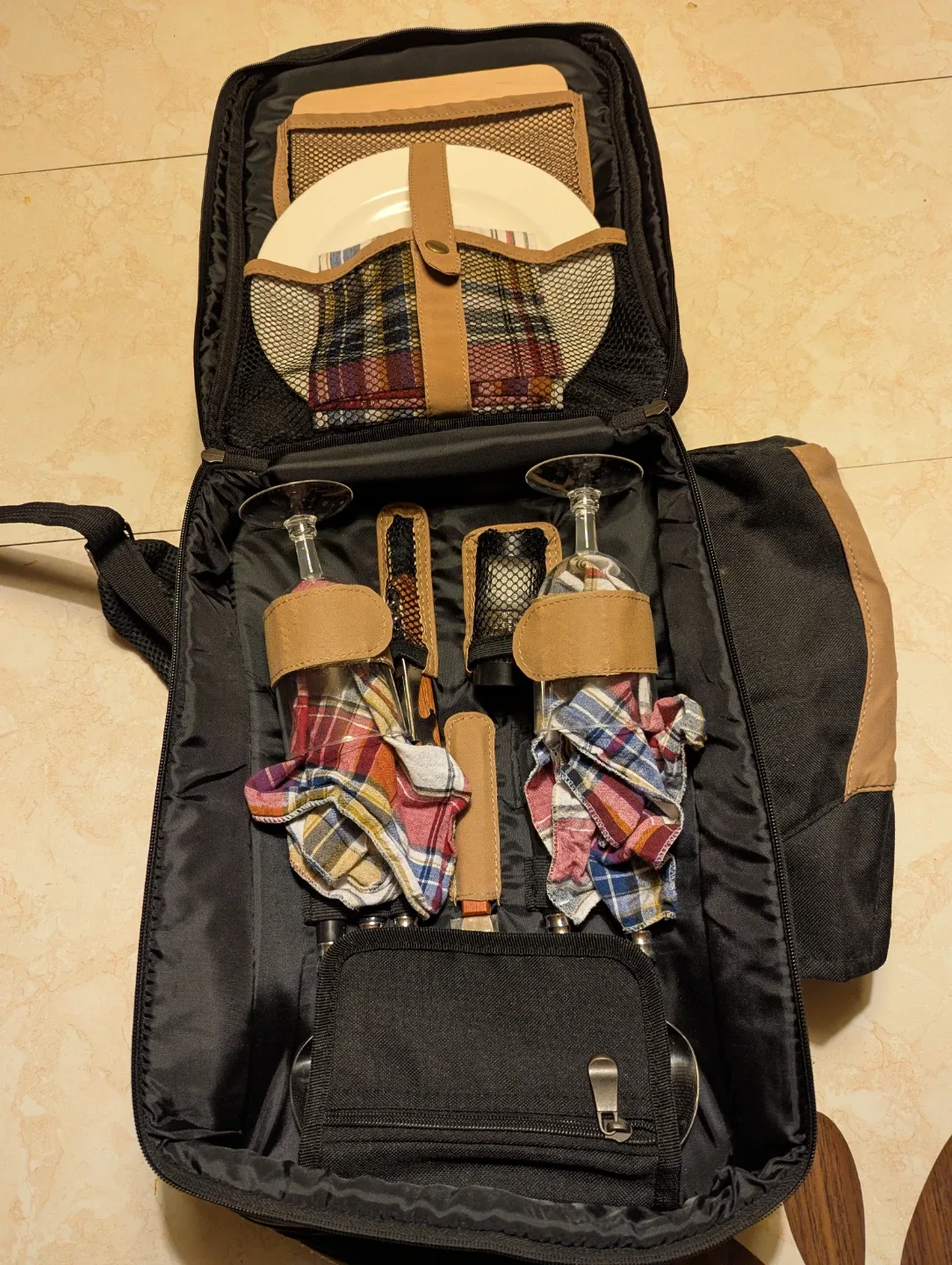 Picnic Backpack Set for Two image indicator(2)