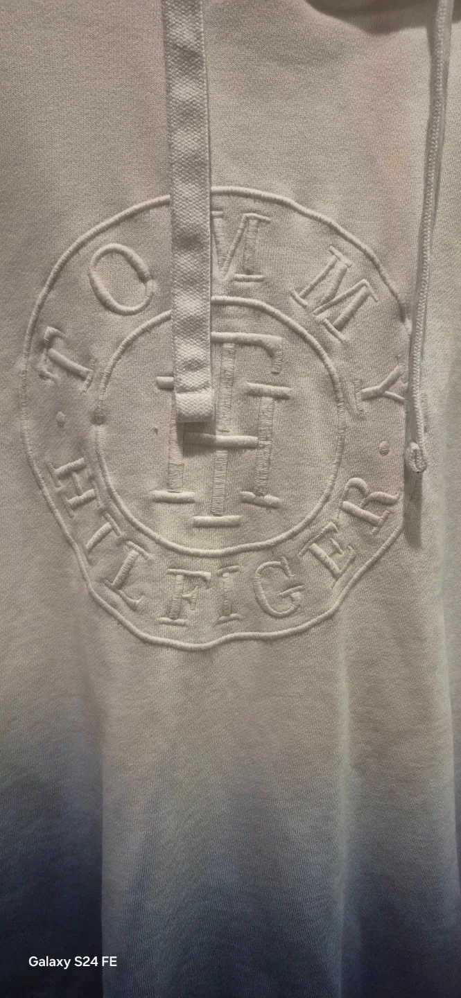 Ladies  new TH hoddie size small image indicator(6)