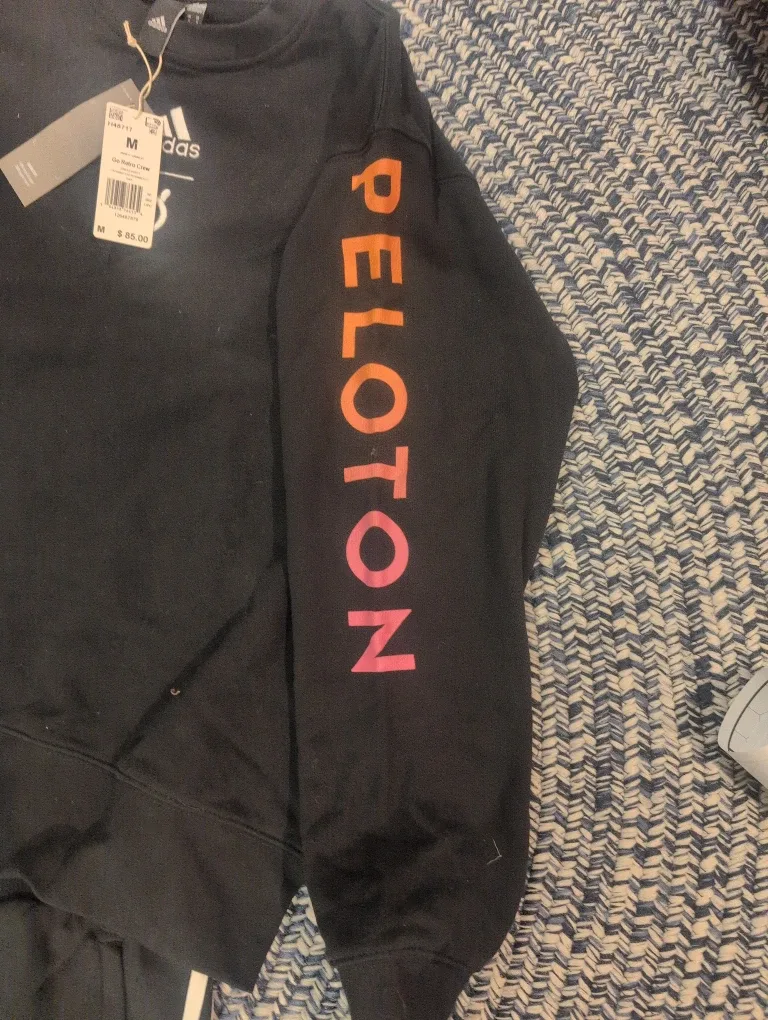 Adidas x Peloton Go Retro Set - Size M - New image indicator(5)