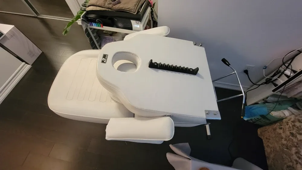 White Adjustable Facial Bed/Chair image indicator(3)