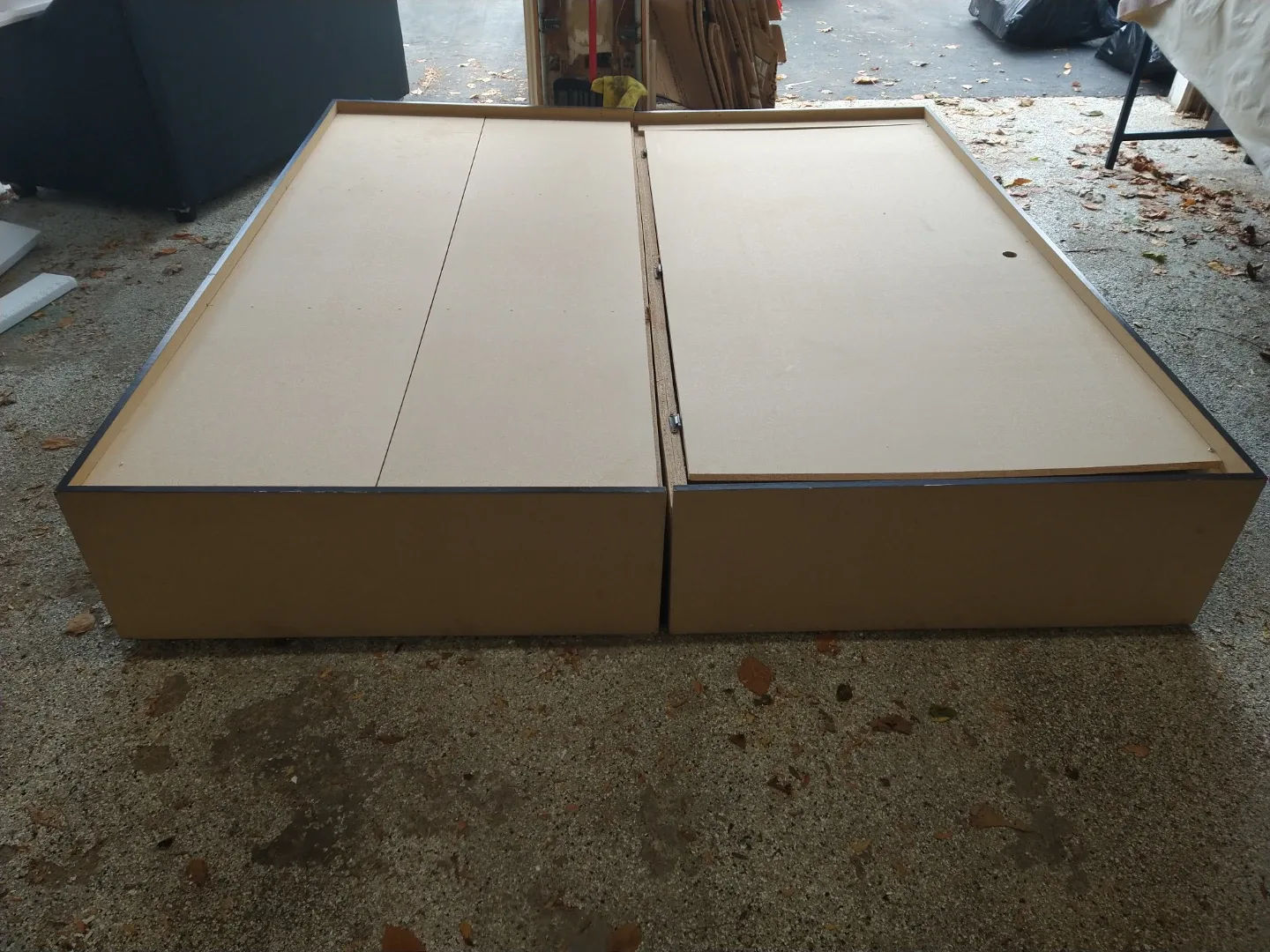 King  size Bed with Storage and Drawers image indicator(4)