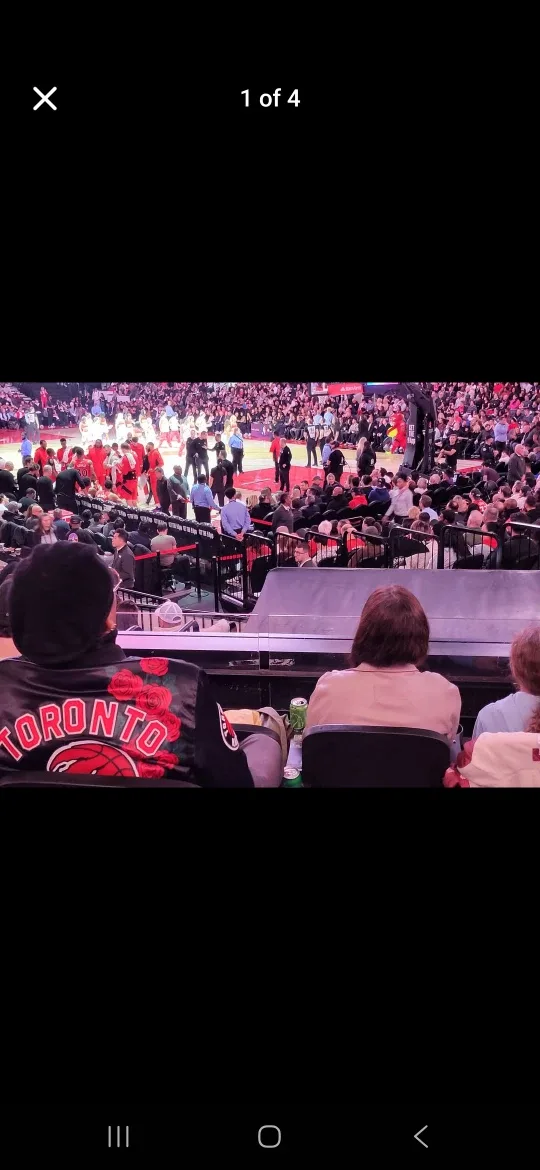 Raptors season tickets image indicator(4)
