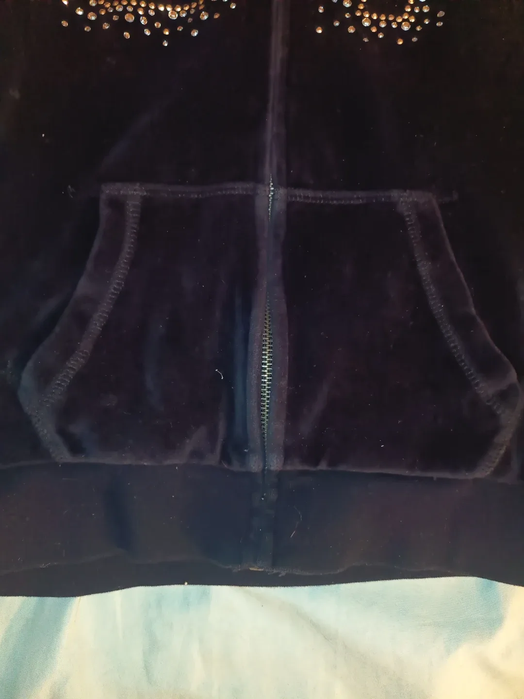 AERO Live Love Dream Velour Hoodie - Size S image indicator(5)