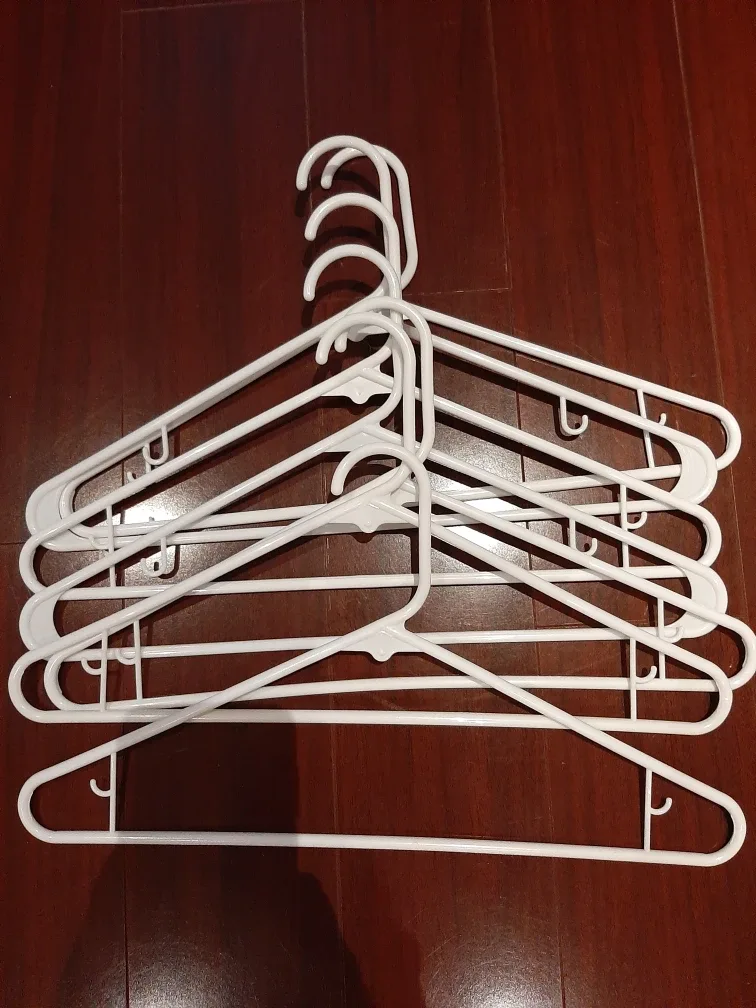 White Plastic Clothes Hangers - Set of 7