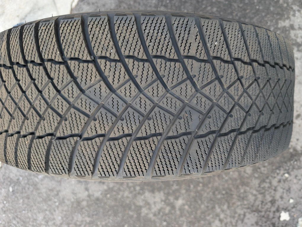 Motomaster Winter Edge II Tire 235/55R17 - photo 3