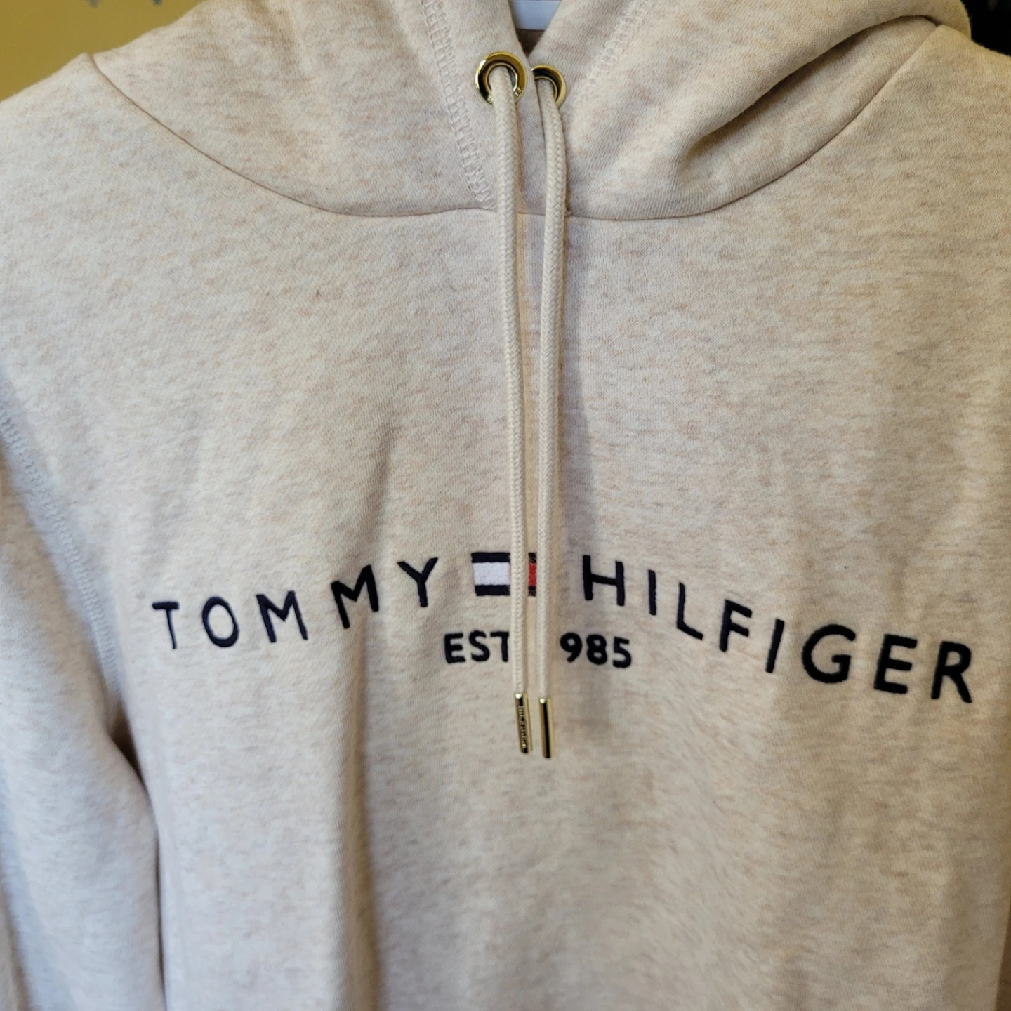 Tommy Hilfiger Hoodie - Size M