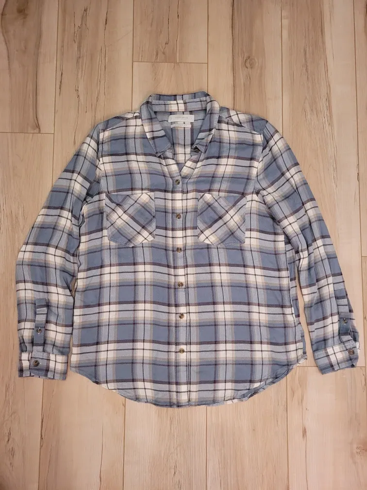 Ladies Lucky Brand Blue Plaid Flannel - Size L
